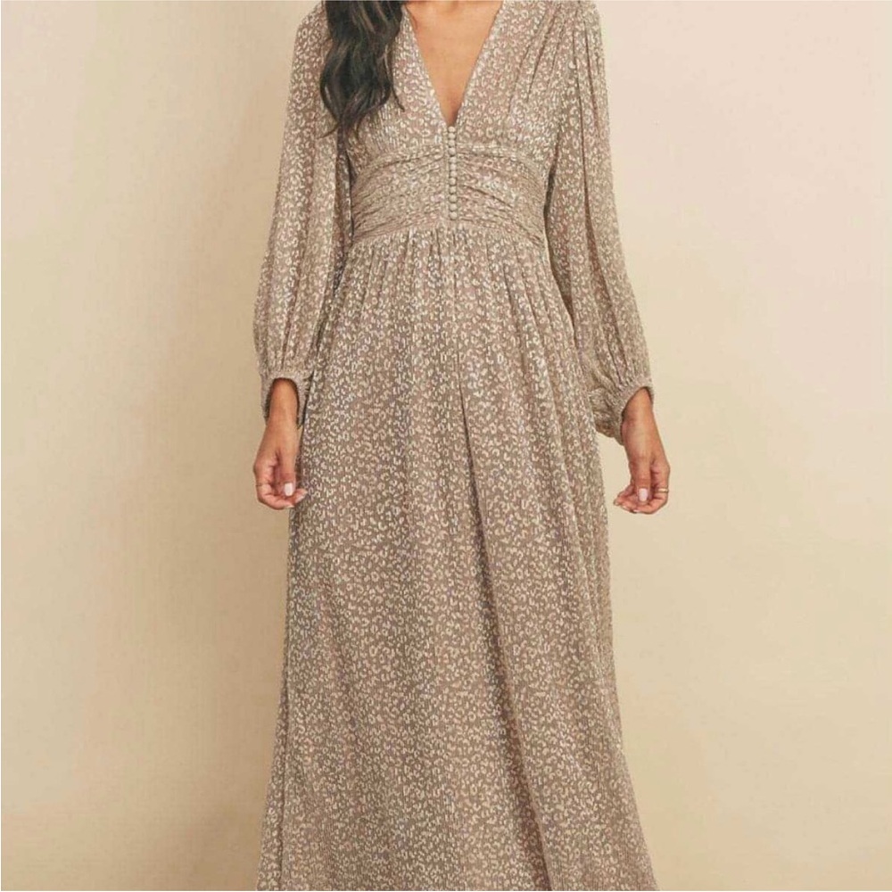 NWT Dress forum (stretchy) golden cheetah print long sleeve maxi